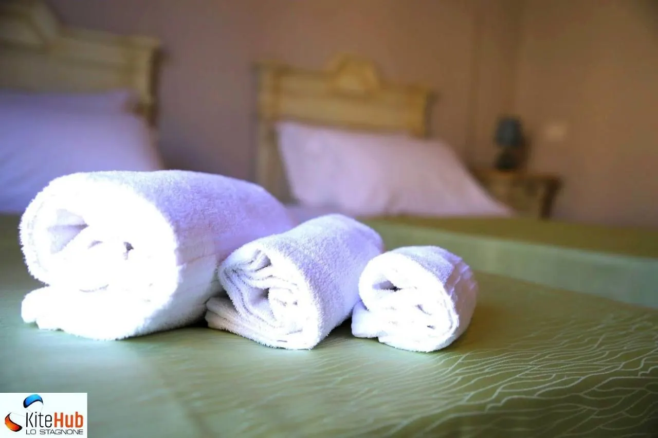 Kite Hub Lo Stagnone Bed and Breakfast Birgi Vecchi 0*,  Italië